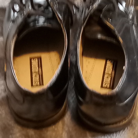 Shoes - Picture 6 of 6